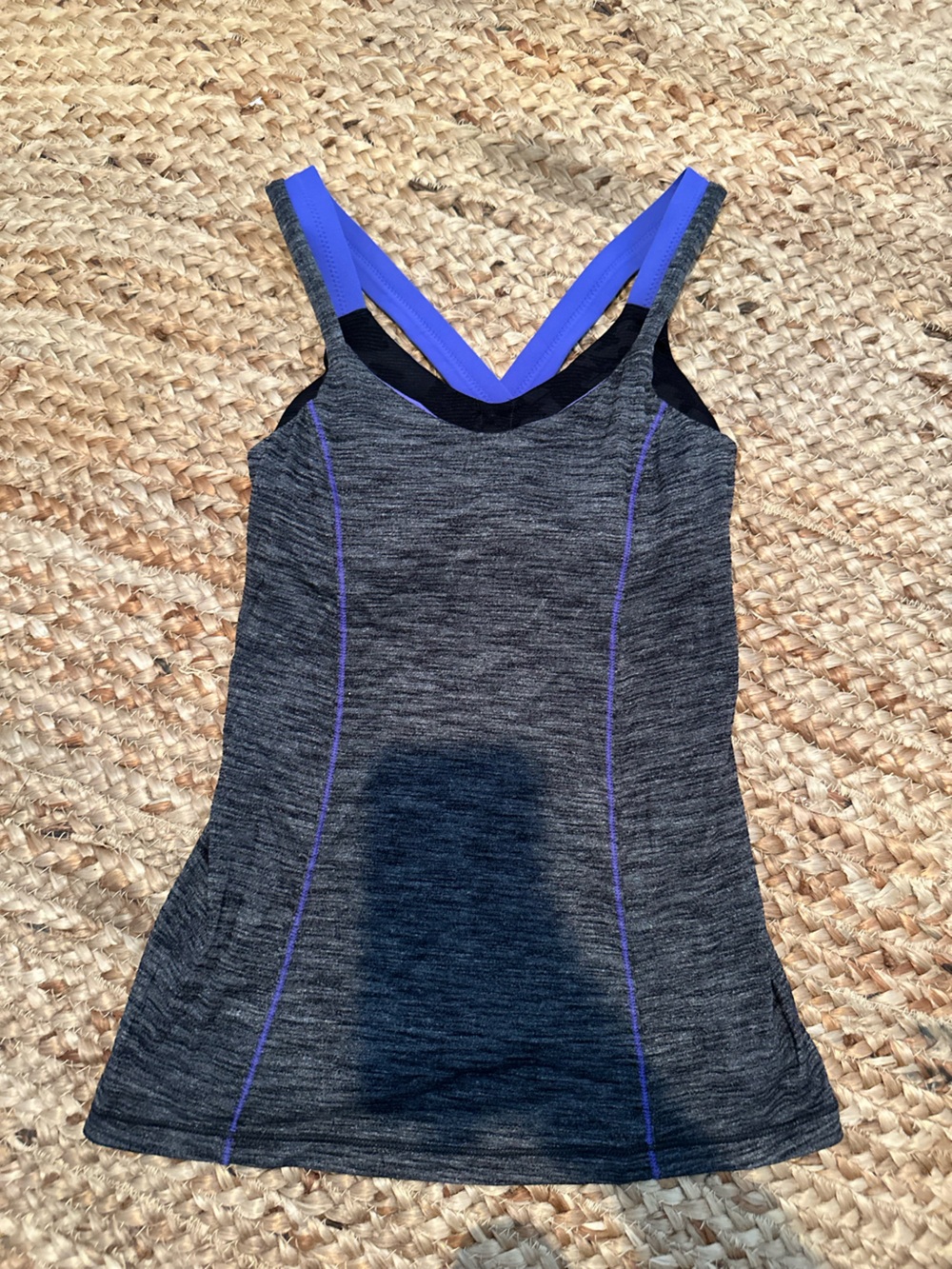 LULULEMON RUN FOR GOLD TANK - Picture 2 of 4